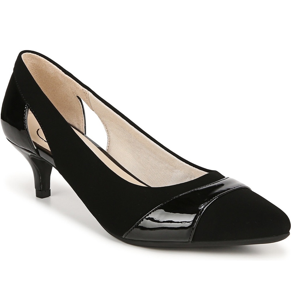 Life Stride Black Pointed Toe Kitten Heel Pumps